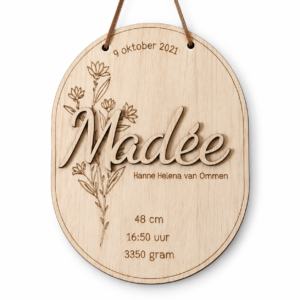Houten geboortebord met naam type madée