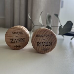 tandendoosje en haarlokdoosje