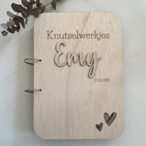 Knutselwerkjes bewaarbundel met naam hartjes