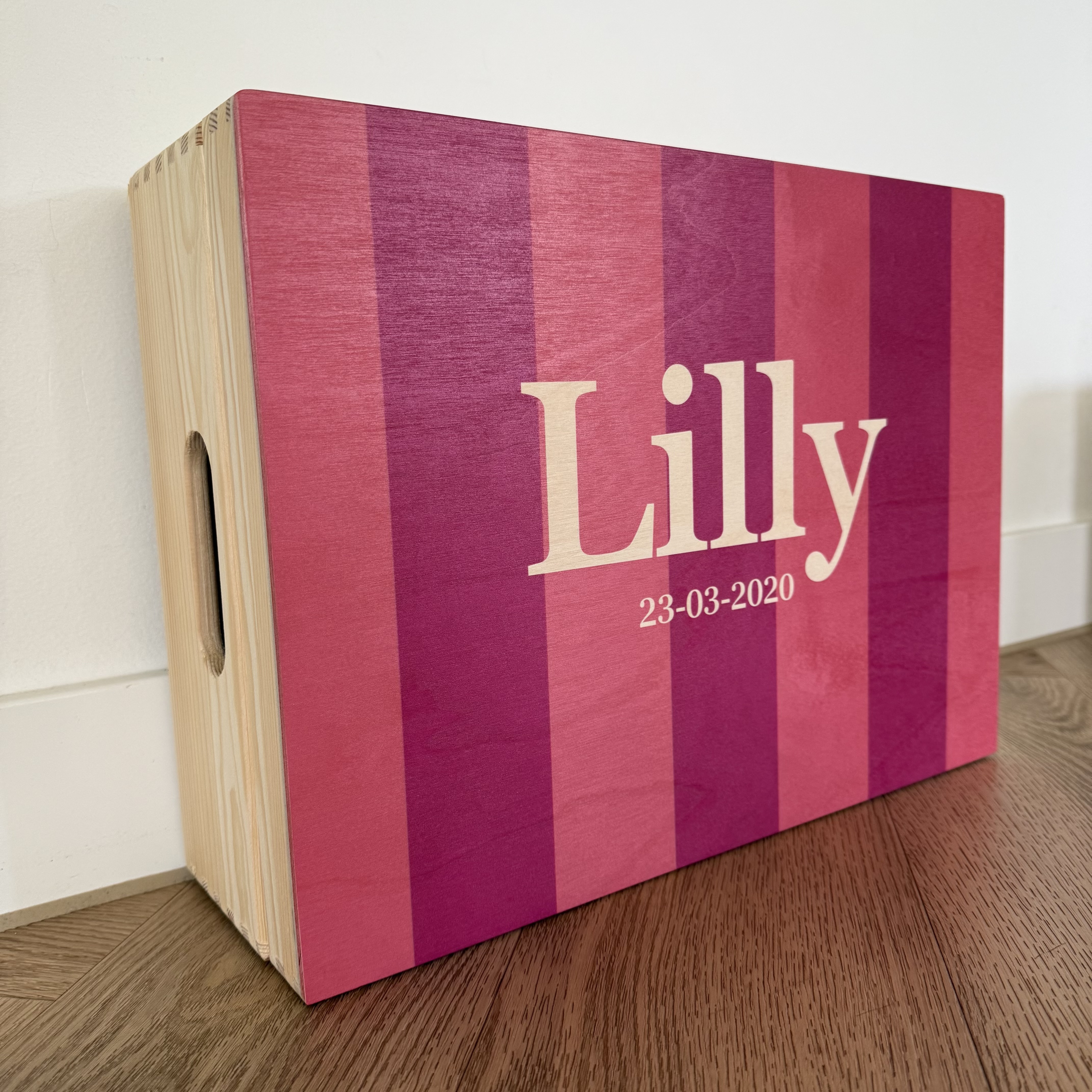 Memorybox in kleur met persoonlijke naam en geboortedatum