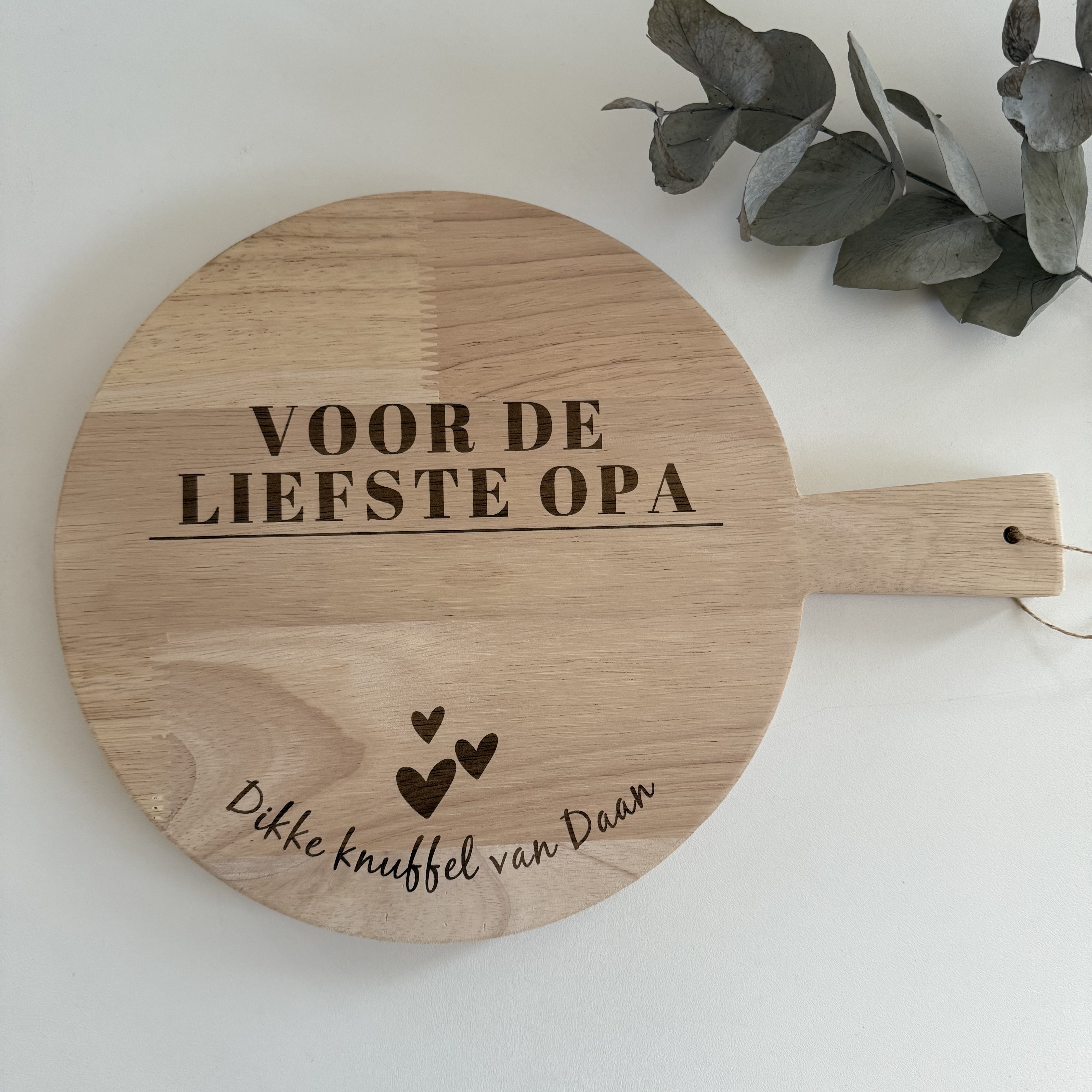 houten serveerplank met eigen gegraveerde tekst