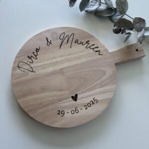 Serveerplank rond met handvat rubberhout – Bruiloft